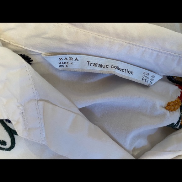 Zara White Blouse with Embroidered Shoulders - Picture 3 of 3